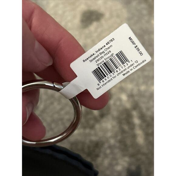 NWT Vera Bradley SEA SHELL Shore Enough Mirror Key Ring Bag Charm MSRP $39 - Picture 3 of 6